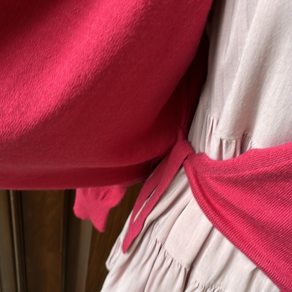 CENY    Boutique  beautiful lightweight wrap Sweater  color Red Rose  EUC Size S - Picture 11 of 13